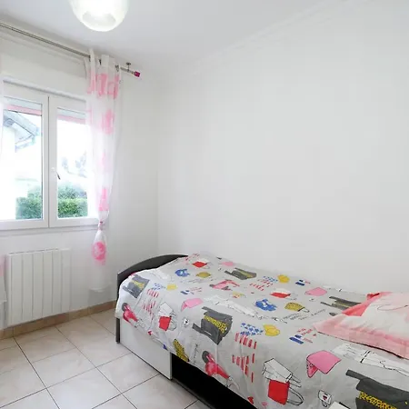 Holiday home Maison 3 Jardin 2km *